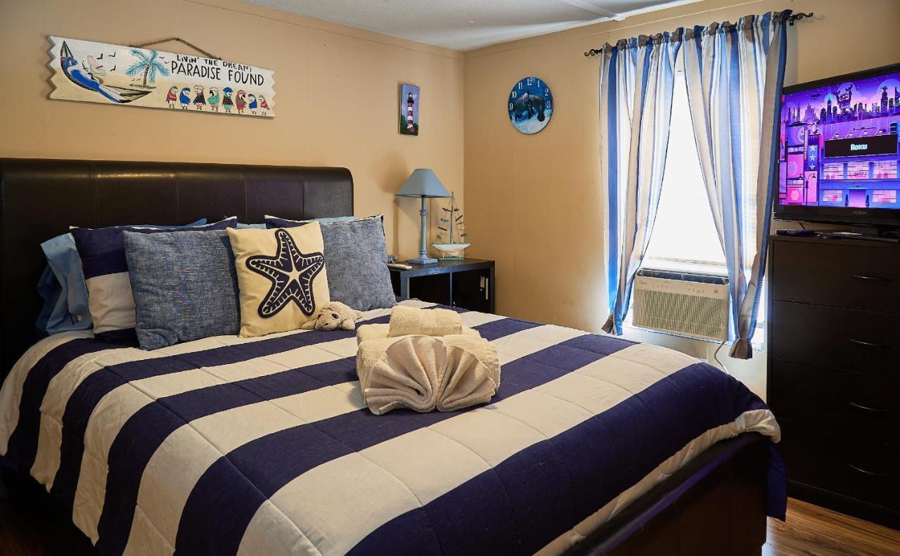 Room In Bb - Pleasant Days Bb Tropical Master Suite Homosassa Εξωτερικό φωτογραφία